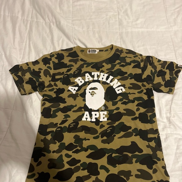 A Bathing Ape Camouflage T-Shirt - Picture 4 of 7